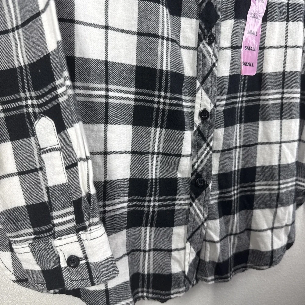 NWT GAP Women's Long Sleeve Button Down Relaxed Fit Flannel Shirt Small - Picture 6 of 9